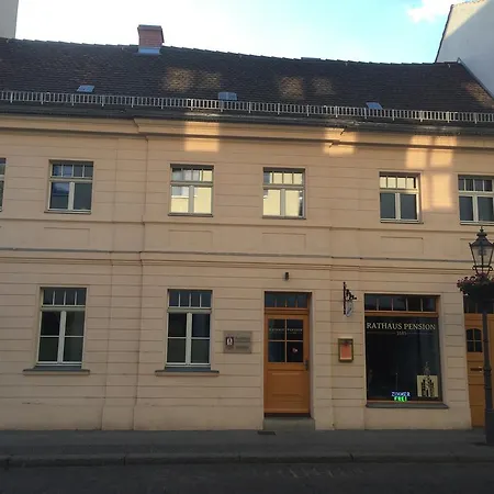 Gasthof Rathaus-pension 1685