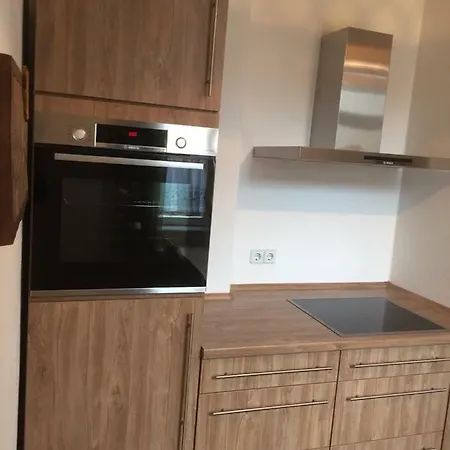 Gasthof Rathaus-pension 1685 *