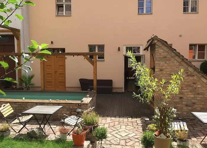 Rathaus-pension 1685 بيت ضيافة *