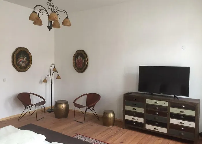 Rathaus-pension 1685 بيت ضيافة *